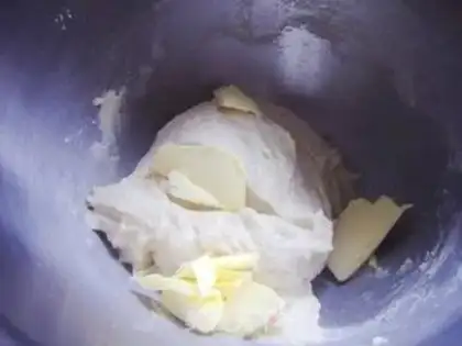 Make Bean pineapple bun step 1