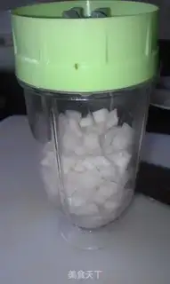 Make Homemade coconuts step 1