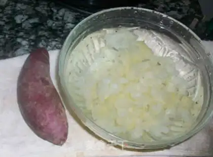 Make Purple potato silver ear soup step 0