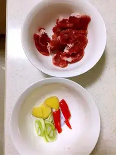 Make Sour chickens make garlic step 2