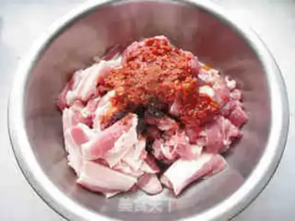 Make Sichuan powdered meat step 2