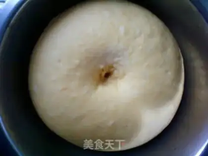 Make Yellow rose bun step 3