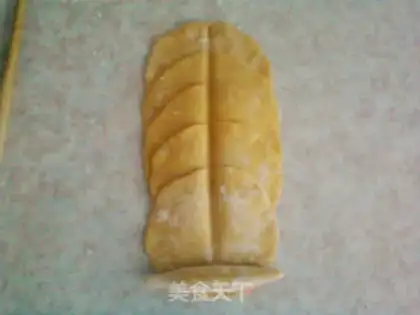 Make Yellow rose bun step 5