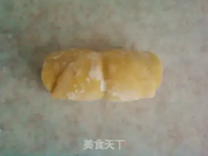 Make Yellow rose bun step 6