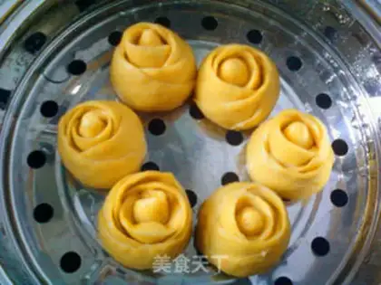 Make Yellow rose bun step 10