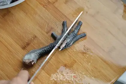 Make Chicken claw soup step 0