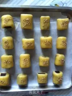 Make Gold-tree mud rolls step 6