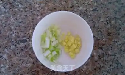 Make Beef pelt egg fried rice step 2