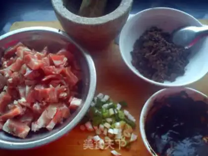 Make Spicy meat step 1