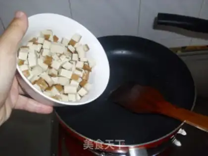 Make Five onions step 13