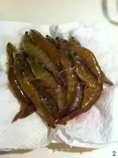 Make Salt shrimp step 1