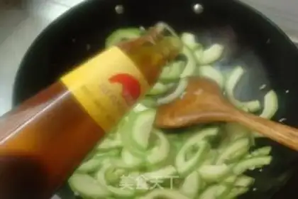 Make Garlic chili step 4