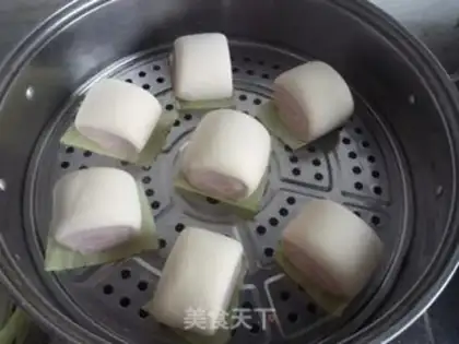 Make Potato-coloured buns step 10