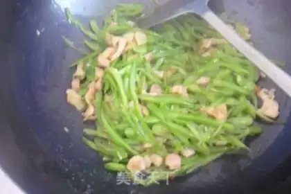 Make ♪ Four seasons of bean fried meat ♪ step 4