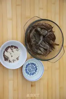 Make Homemade shrimp dry step 0