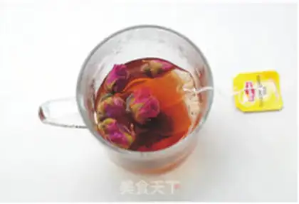Make Rose milk tea step 2