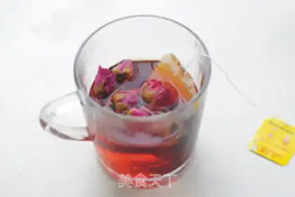 Make Rose milk tea step 3