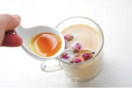Make Rose milk tea step 5
