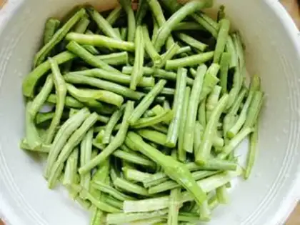 Make Spaghetti beans step 4