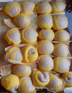 Make Double-coloured buns step 11