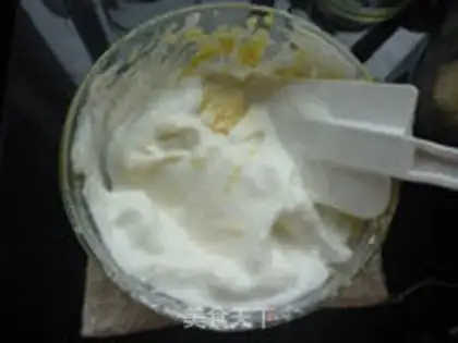 Make Yogurt cupcakes step 11