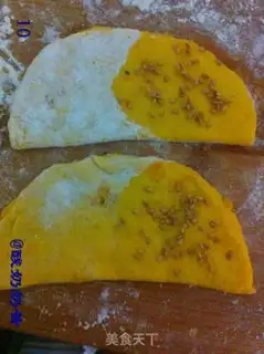 Make Pumpkin roll step 9