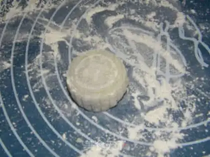 Make Ice mooncake step 17