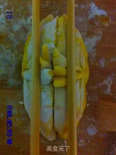 Make Pumpkin roll step 17