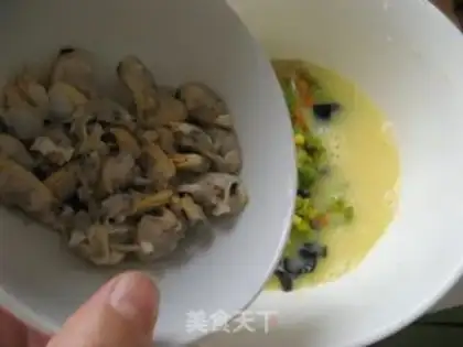 Make Pumpkin fried eggs step 5