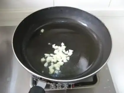 Make Pumpkin fried eggs step 6