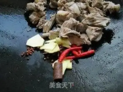 Make Spicy beer duck step 4