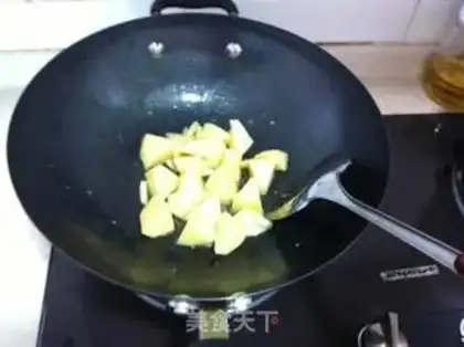 Make Tomato potato chicken wings step 3
