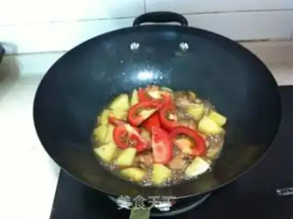 Make Tomato potato chicken wings step 8