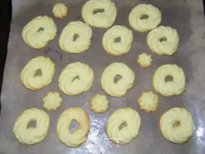 Make Vanilla cookies step 16