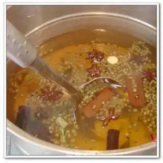 Make Five salted duck eggs step 4