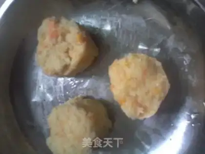 Make Mashed potatoes and carrots step 0