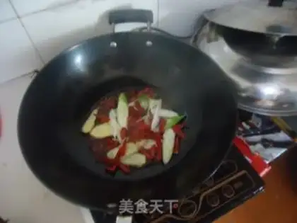 Make Spicy beer shrimp step 1