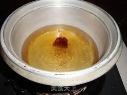 Make Wine and egg soup step 2