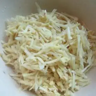 Make Pepper cutters with ginger step 1