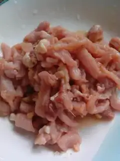 Make ♪ ♪ The beans and the veal ♪ step 0