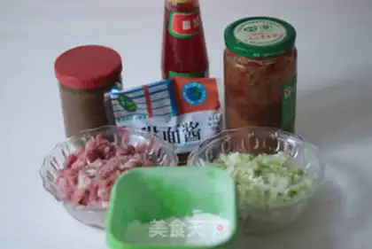 Make Shrimp sauce noodles step 0