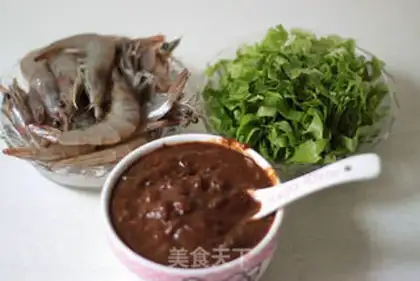 Make Shrimp sauce noodles step 2