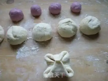 Make Potato buns step 6