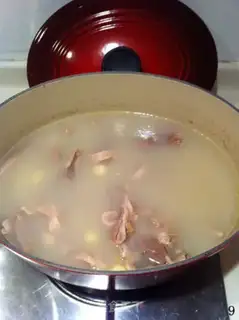 Make Lotus pig belly soup step 8