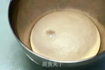 Make caterpillar bread step 2