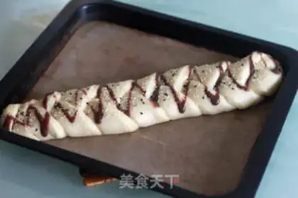 Make caterpillar bread step 4