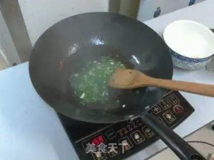 Make Scrambled mushroom fried rice step 2