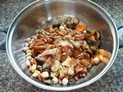 Make A greasy rice chicken step 5