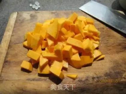 Make Pumpkin silver ears step 1