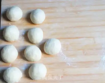 Make Mexican bread step 4